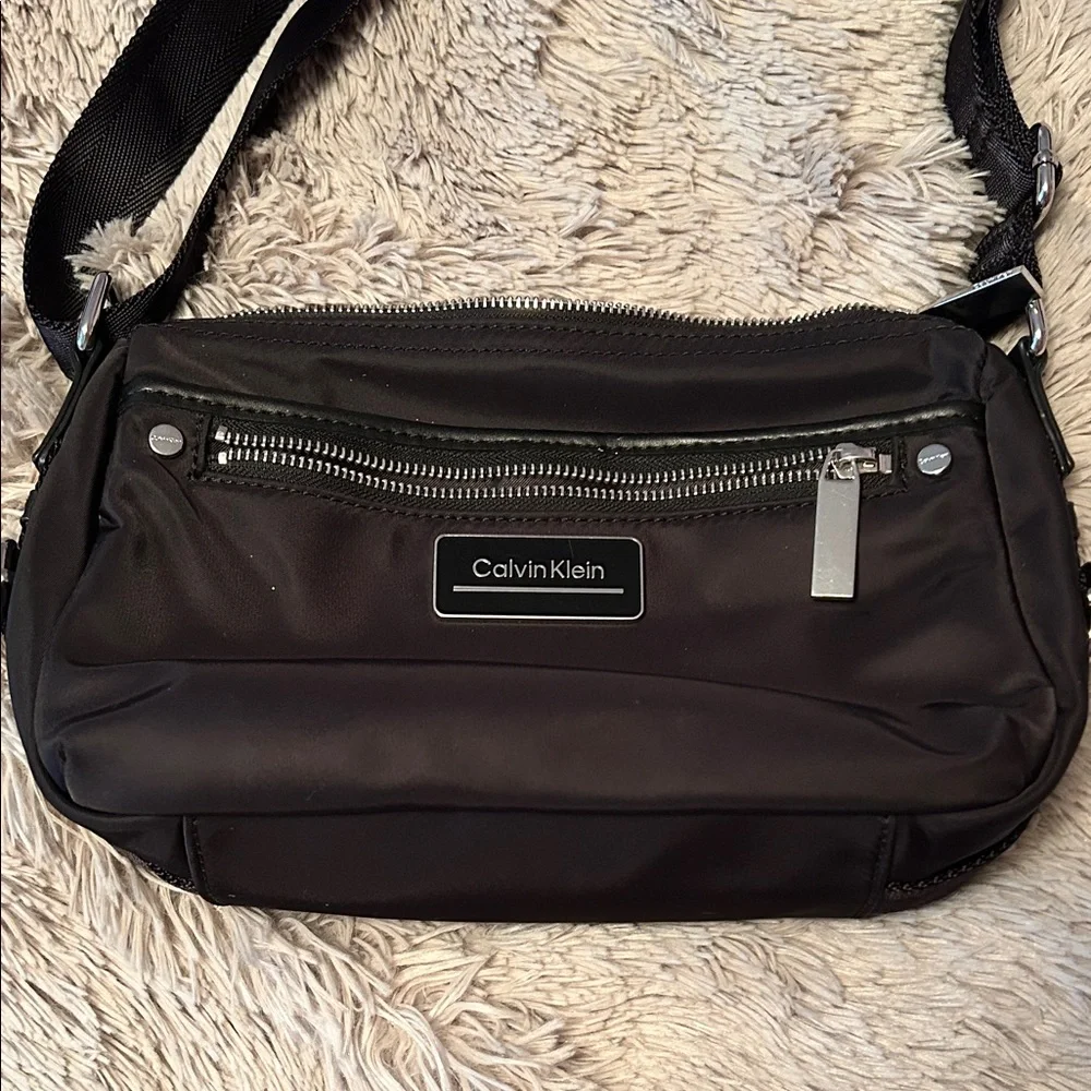 Calvin Klein Black Nylon Crossbody Bag - Picture 2 of 7
